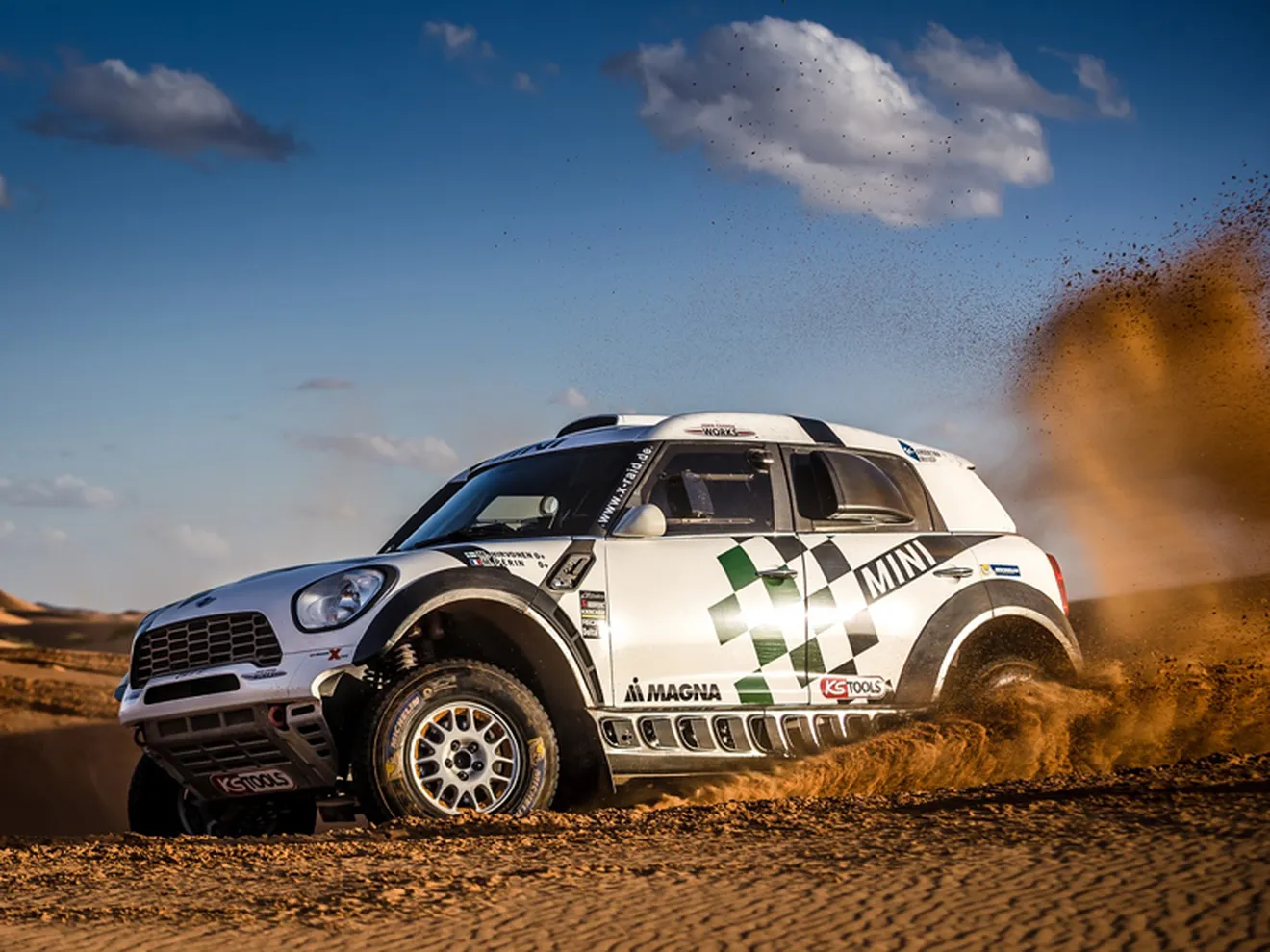 12 Mini All4 Racing a la conquista del Dakar 2016