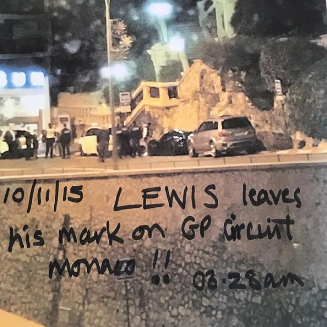 Lewis Hamilton estrella su Pagani Zonda LH en las calles de Mónaco