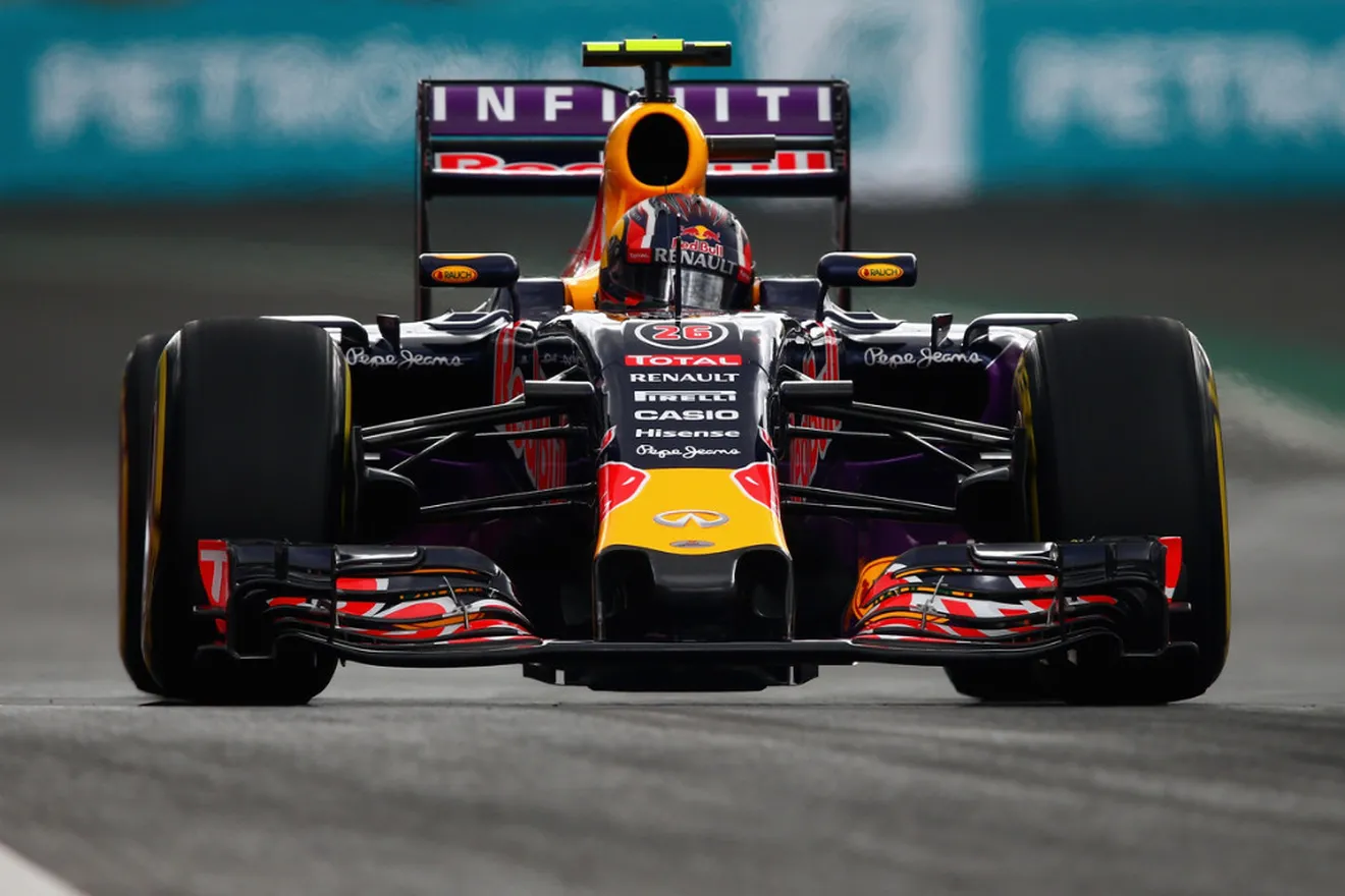 Renault ofrece motores de marca blanca a Red Bull
