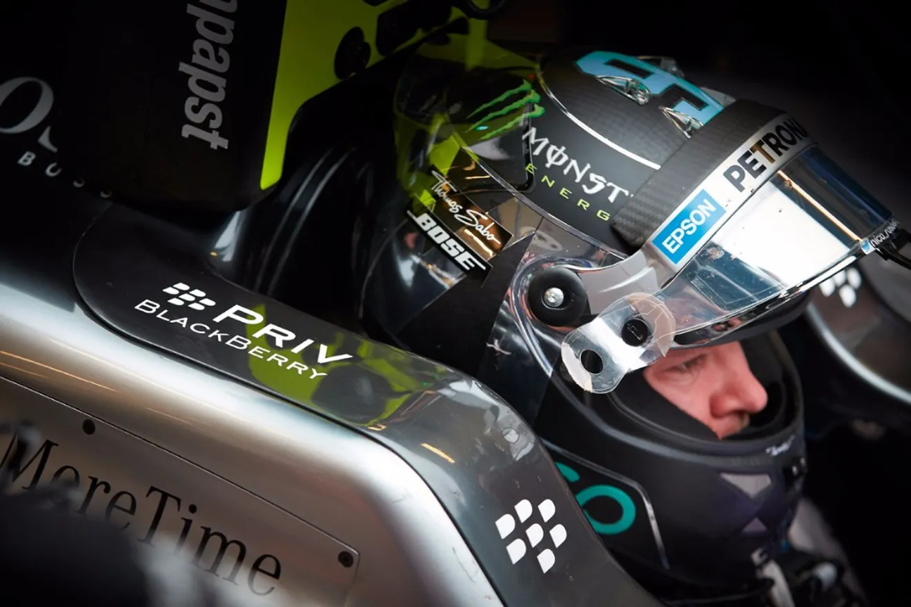 Rosberg pone el broche de oro a la temporada 2015