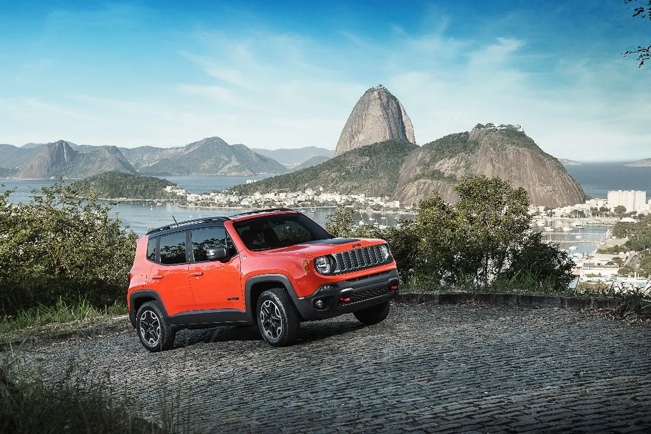 Brasil - Octubre 2015: El Jeep Renegade llega al Top 10