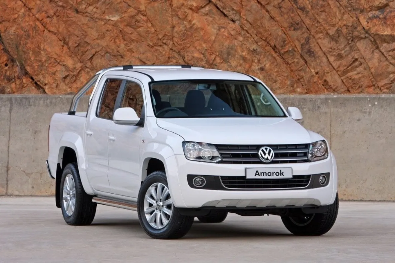 Argentina - Noviembre 2015: El Volkswagen Amarok pisa el podio