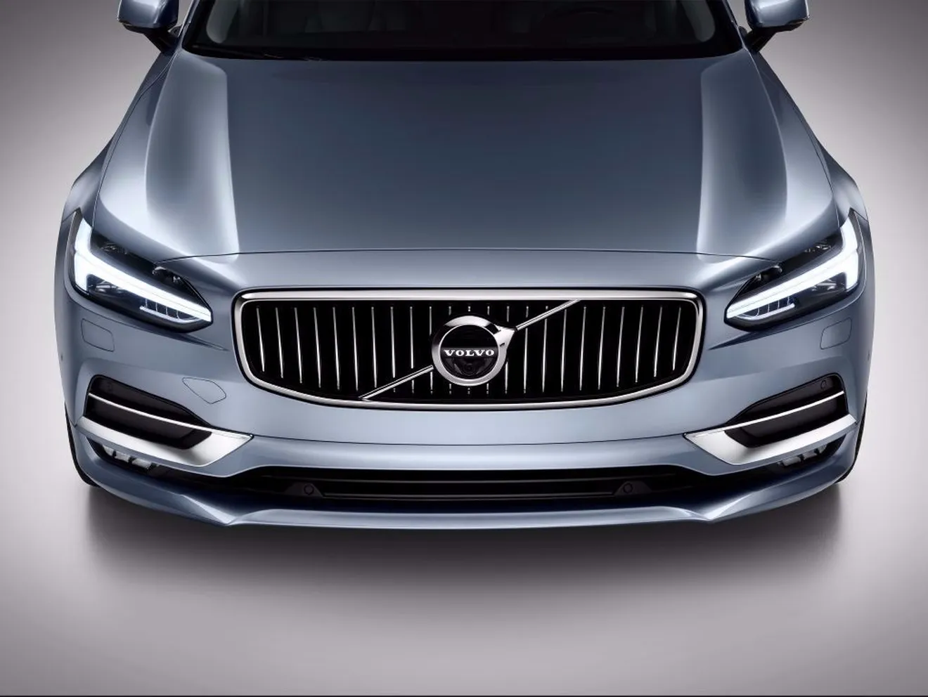 El Volvo S90 apostará por una extensa gama híbrida