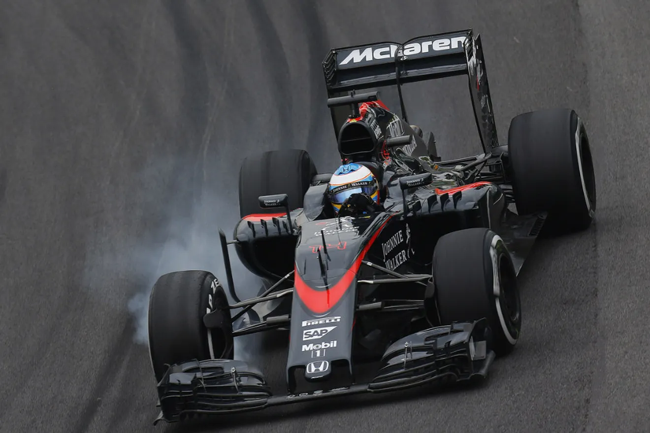 El McLaren MP4-31 supera los 'crash-test' de la FIA