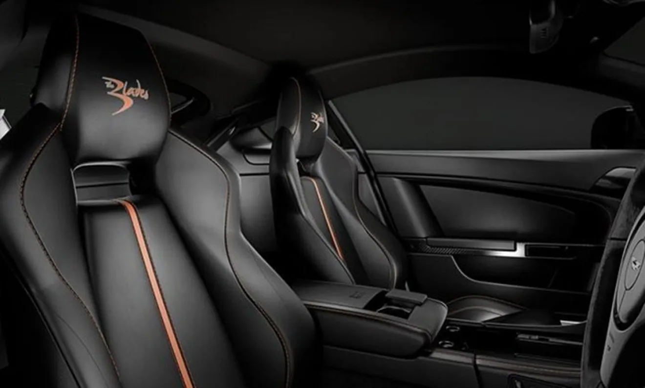 Aston Martin V8 Vantage S Blades Edition - interior