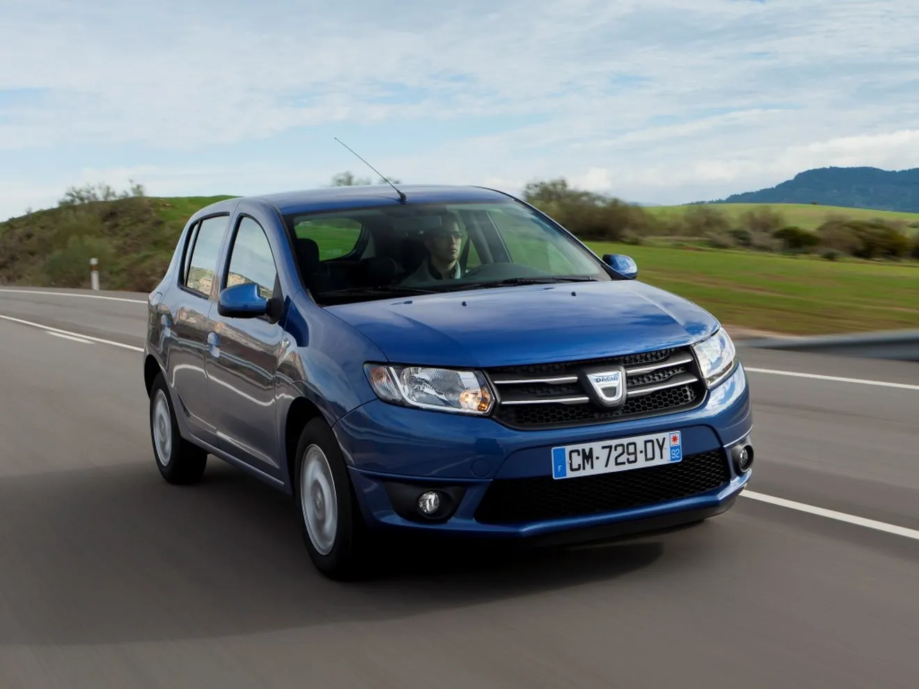 Francia - Diciembre 2015: El Dacia Sandero se mete en el Top 5