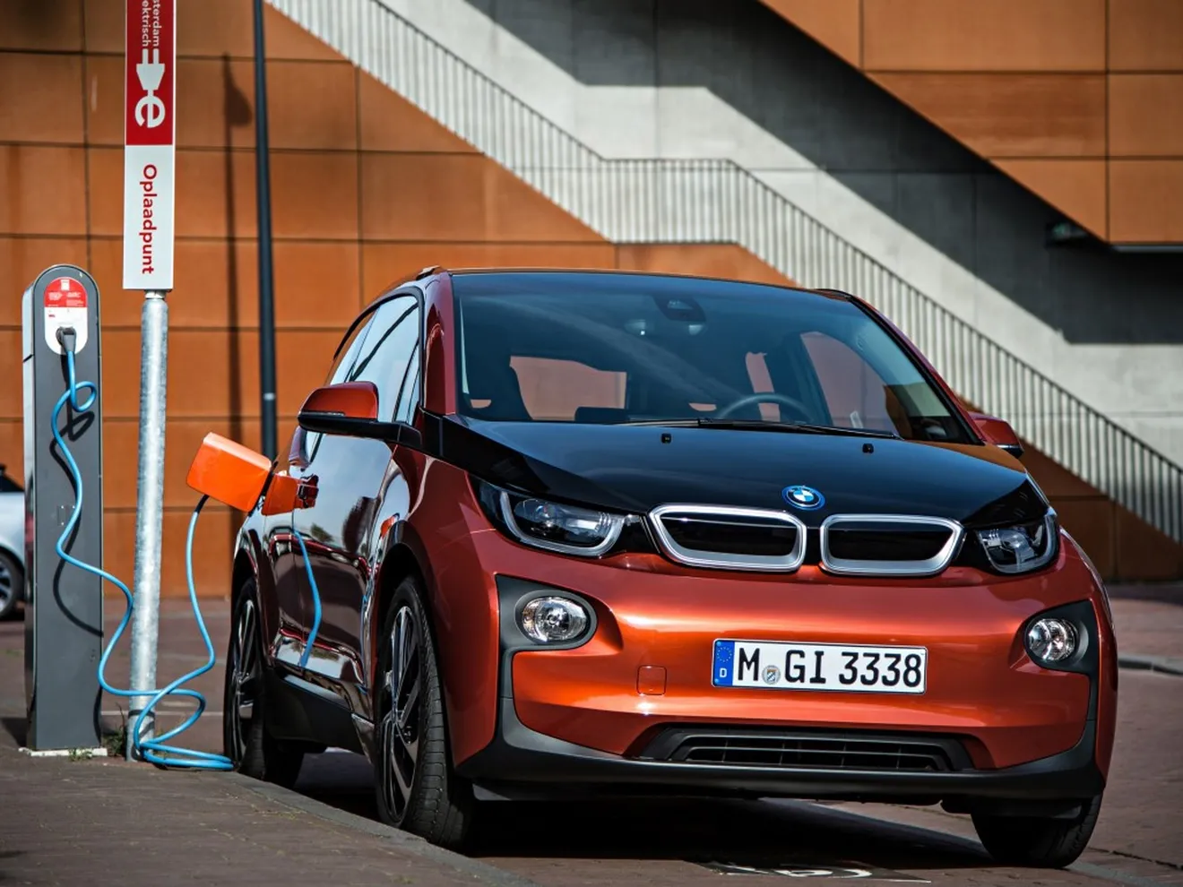 Noruega - Diciembre 2015: BMW i3, en podio