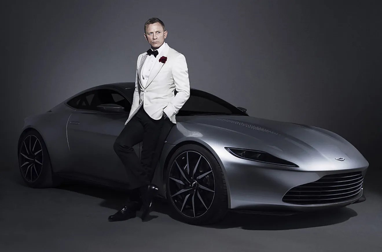 El Aston Martin DB10 alcanza un precio de subasta de 3,1 millones de euros