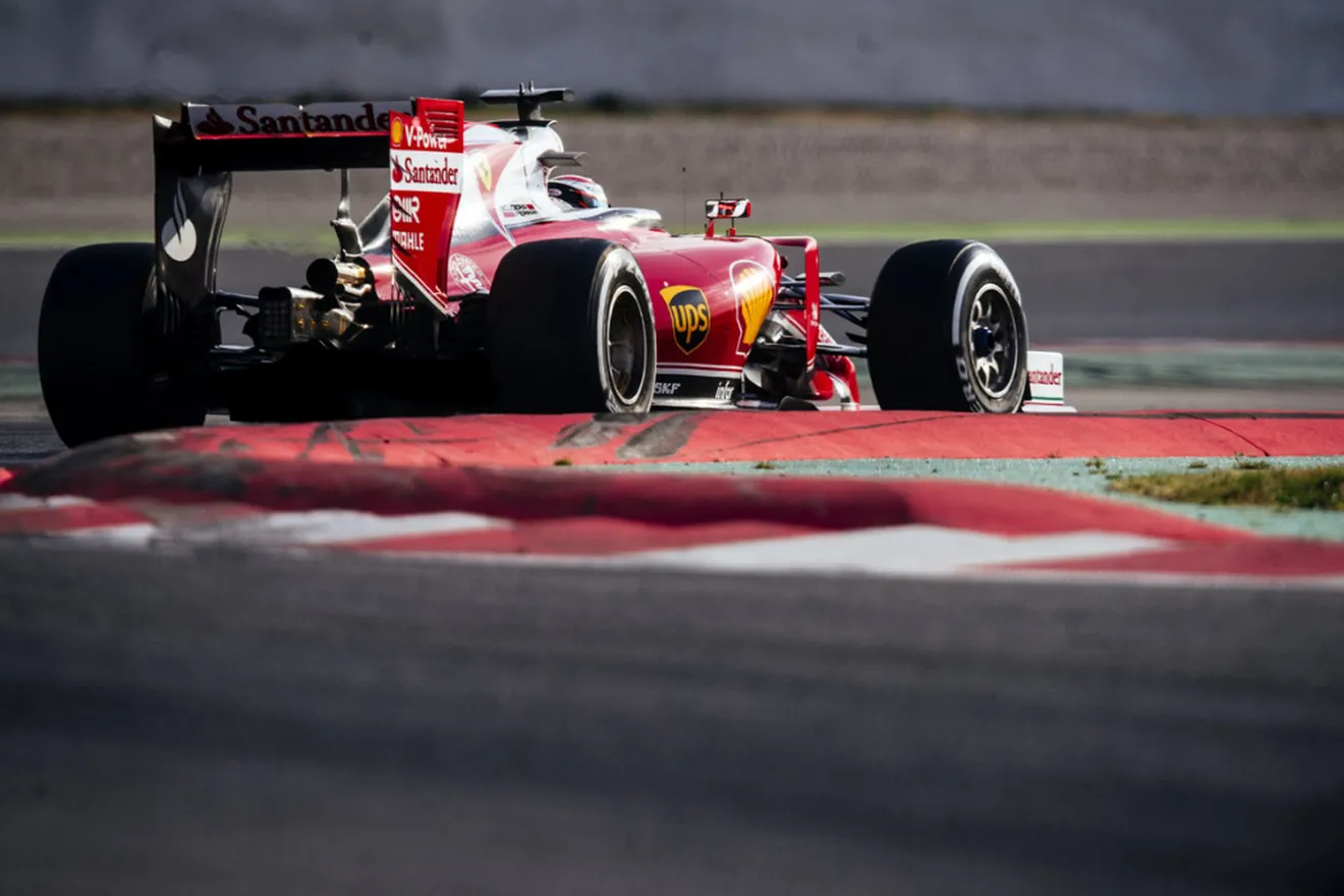 DÍA 4 de test F1 en Montmeló: Räikkönen manda, Mercedes asusta y Alonso sufre