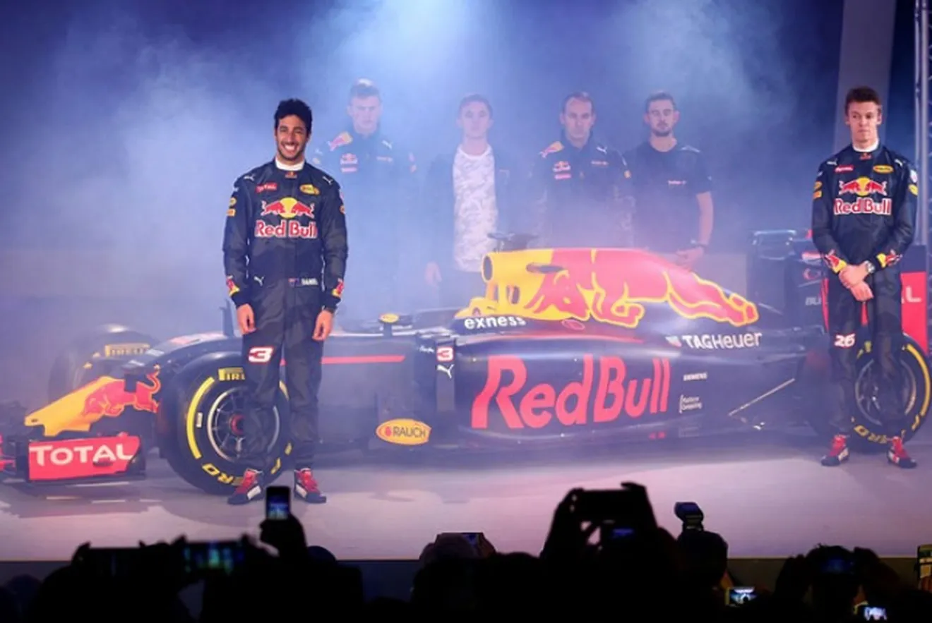 Red Bull muestra sus colores para 2016