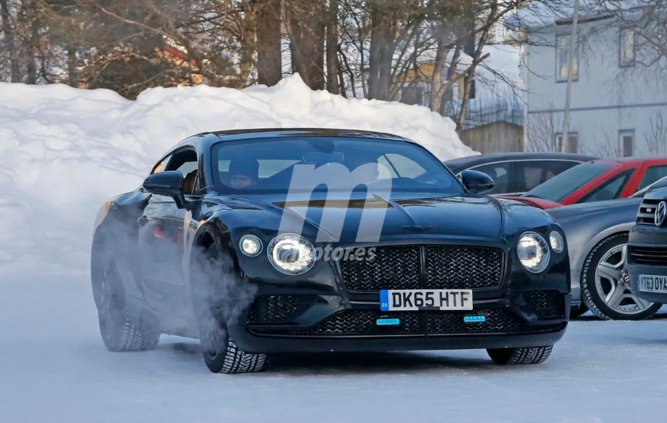 El Bentley Continental GT 2018 sigue pasando frío en Suecia