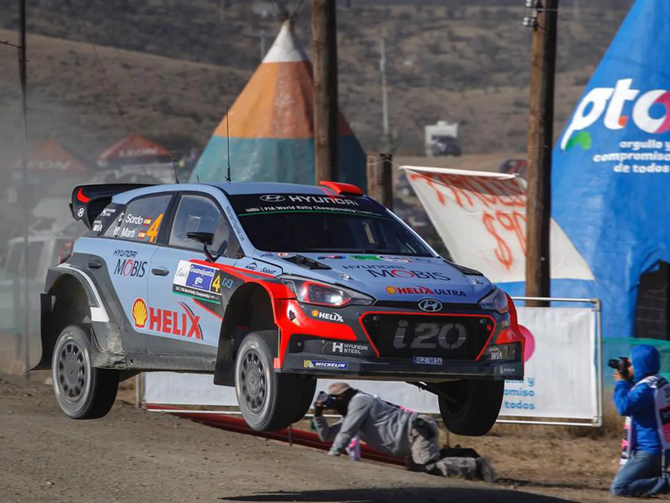 Neuville y Sordo puntúan para Hyundai en el Rally de Argentina