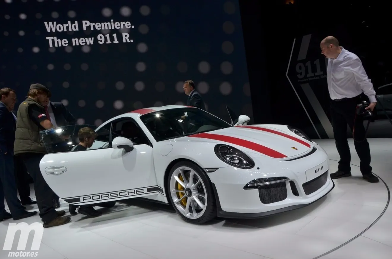 Conoce al Porsche 911 R en persona con este vídeo desde Ginebra