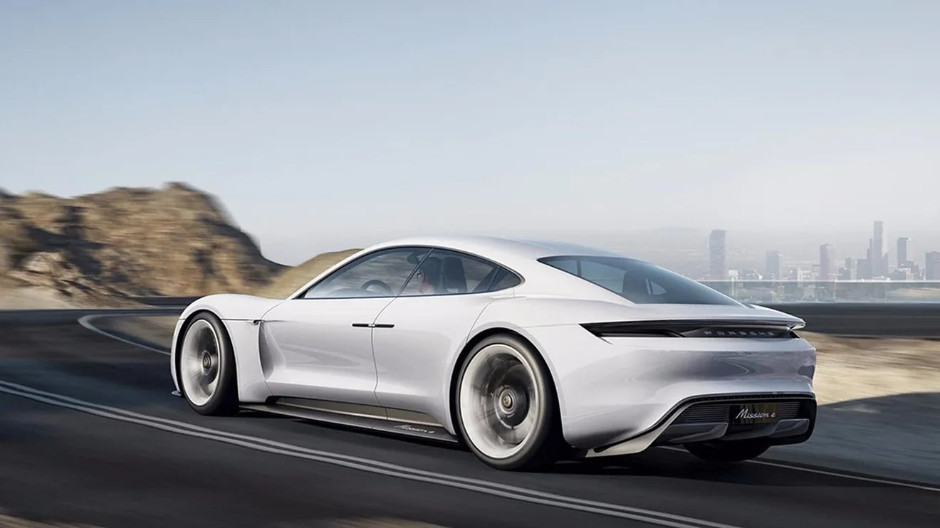 Porsche nos muestra el proceso de diseño del Mission E Concept