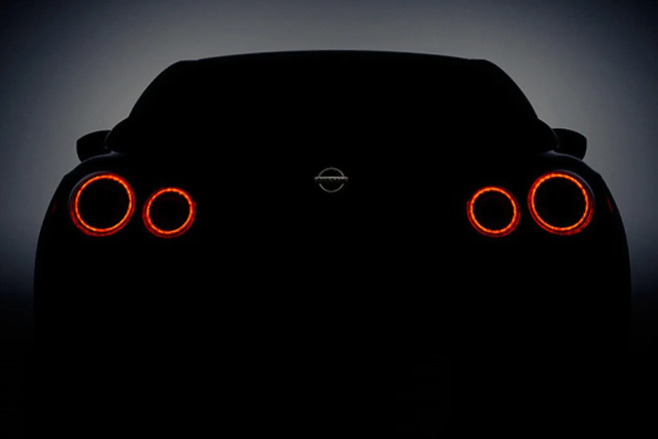 Teaser del nuevo restyling del Nissan GT-R