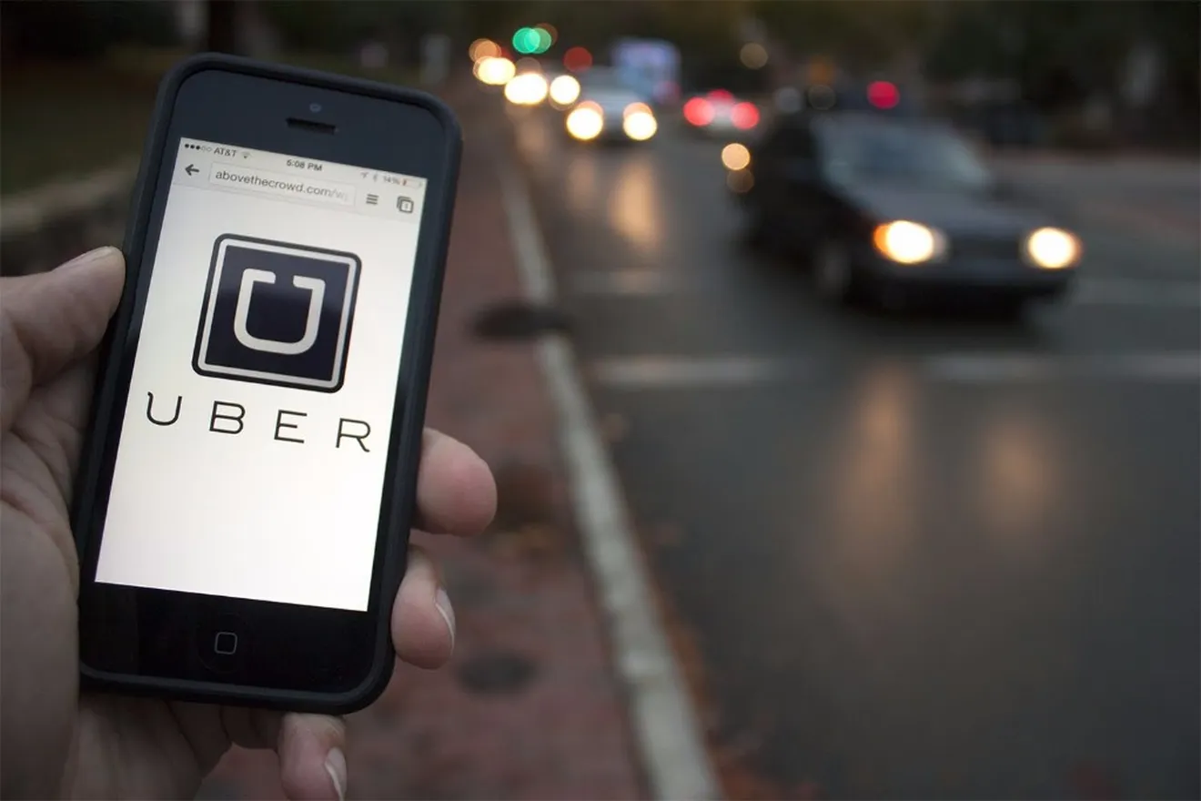 Uber vuelve a estar disponible en Madrid