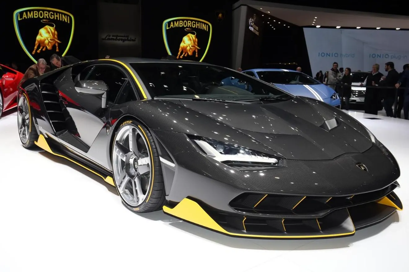 Lamborghini Centenario, en vídeo desde el Salón de Ginebra 2016