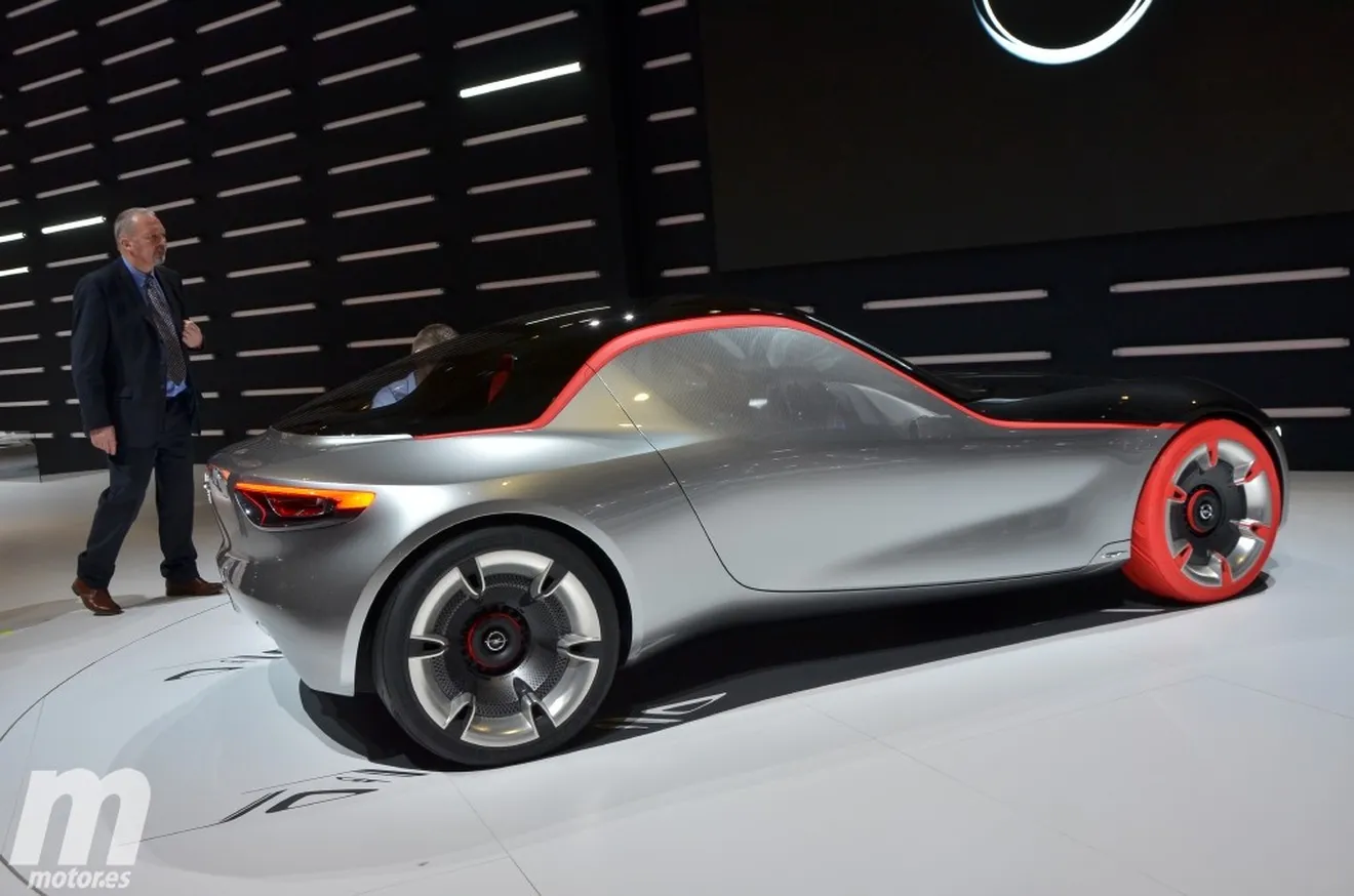 El Opel GT Concept se presenta en vídeo