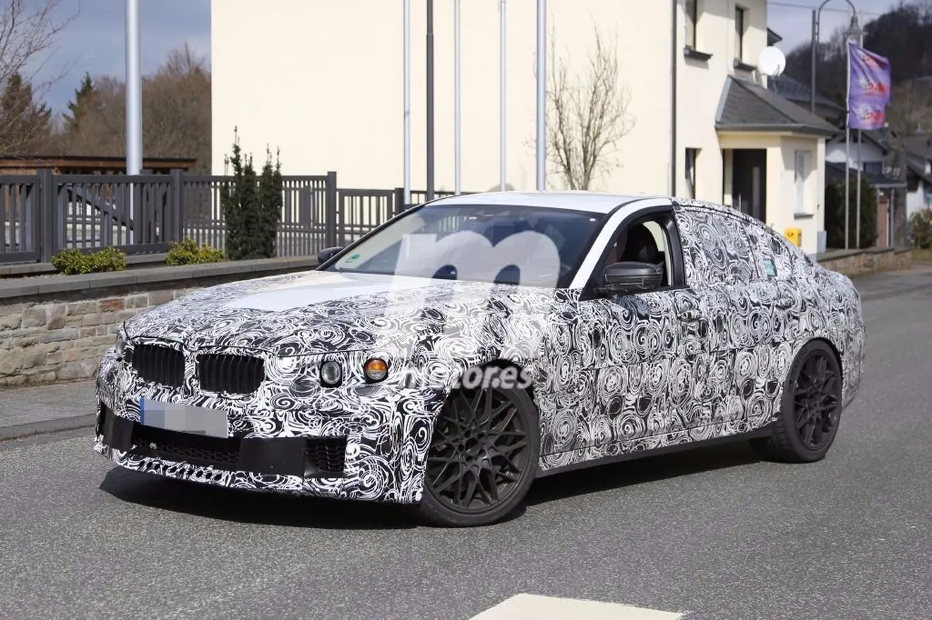 El nuevo BMW M5 2018 se deja ver en movimiento