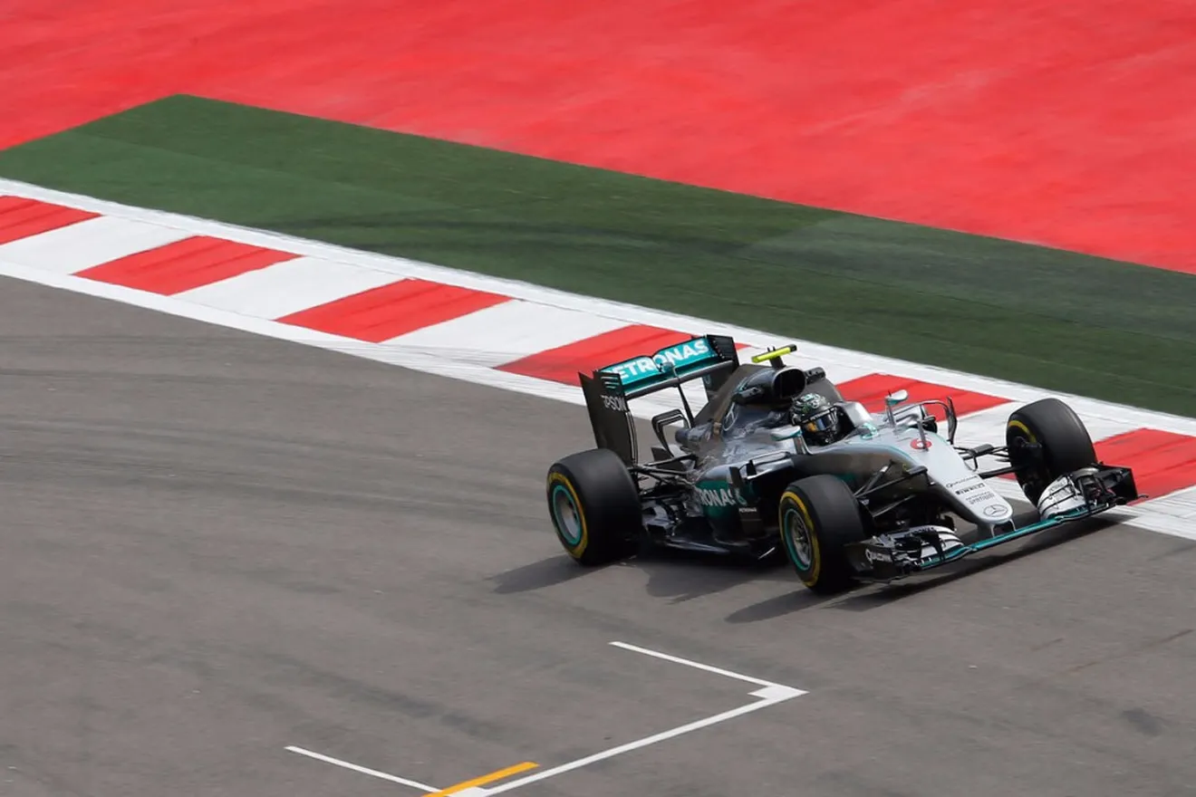 Rosberg se lleva la pole por incomparecencia de Hamilton