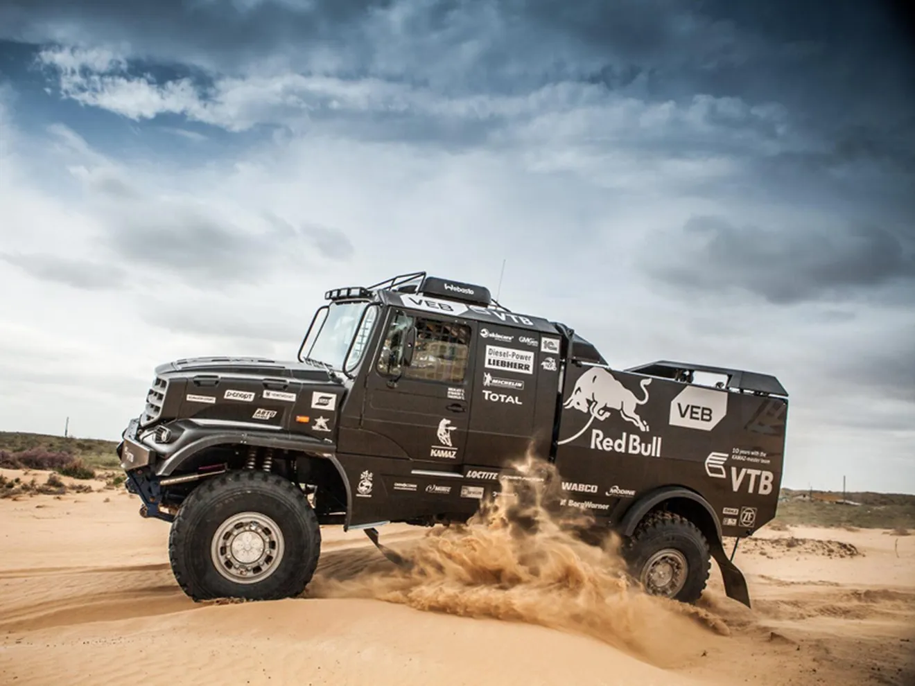 Kamaz prueba su 'nuevo' camión para el Dakar 2017