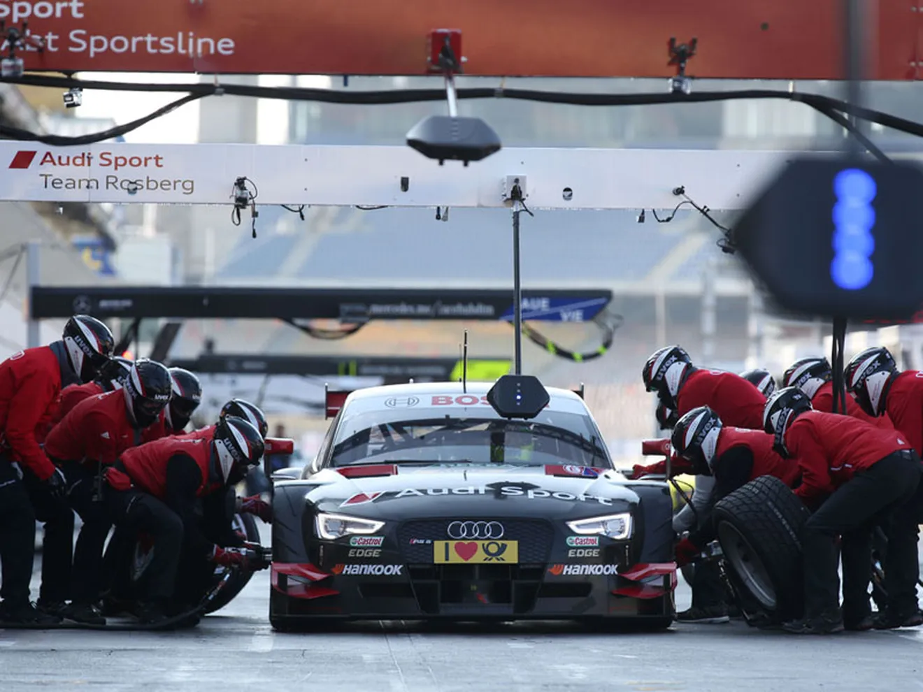 Audi domina las dos jornadas finales del test oficial del DTM