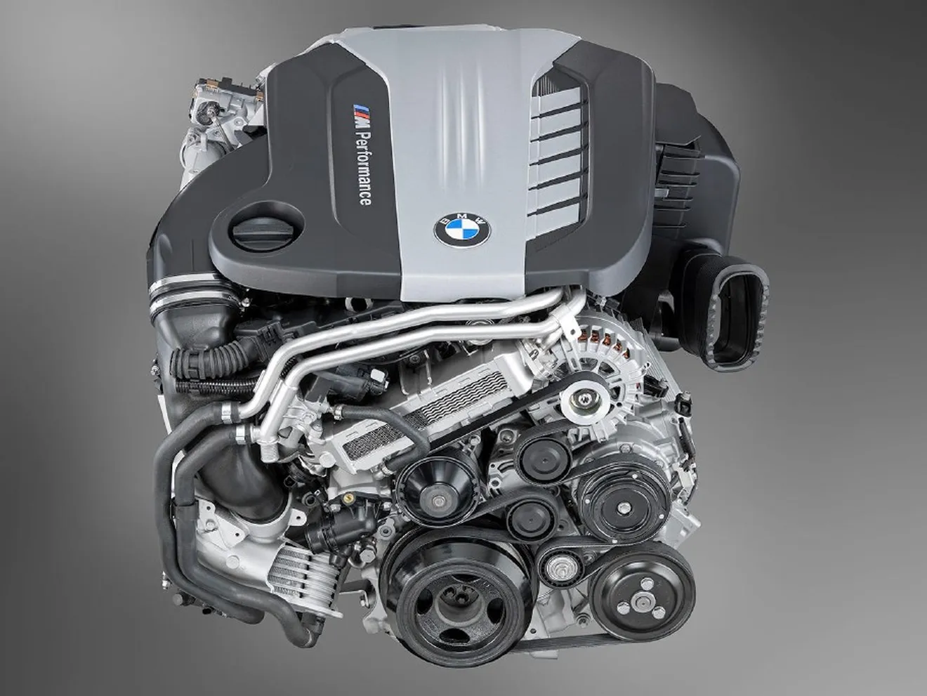 BMW explota el motor diésel quad-turbo, casi 800 Nm de par motor