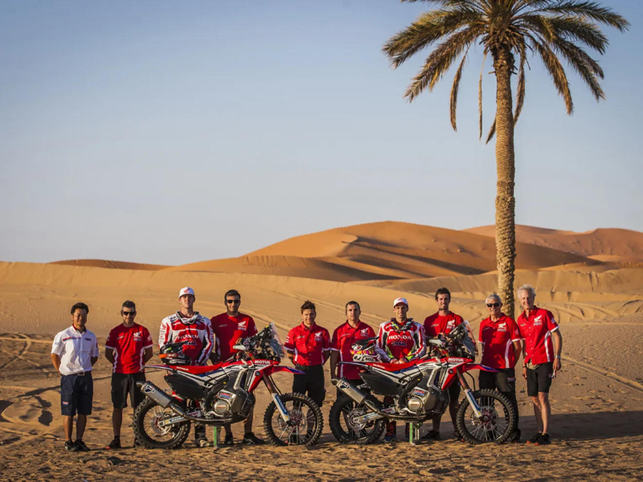 Seis pilotos del top ten del Dakar en el Merzouga Rally
