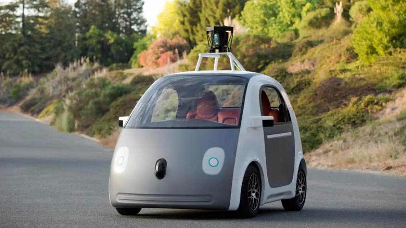 Google busca personas para probar sus coches autónomos