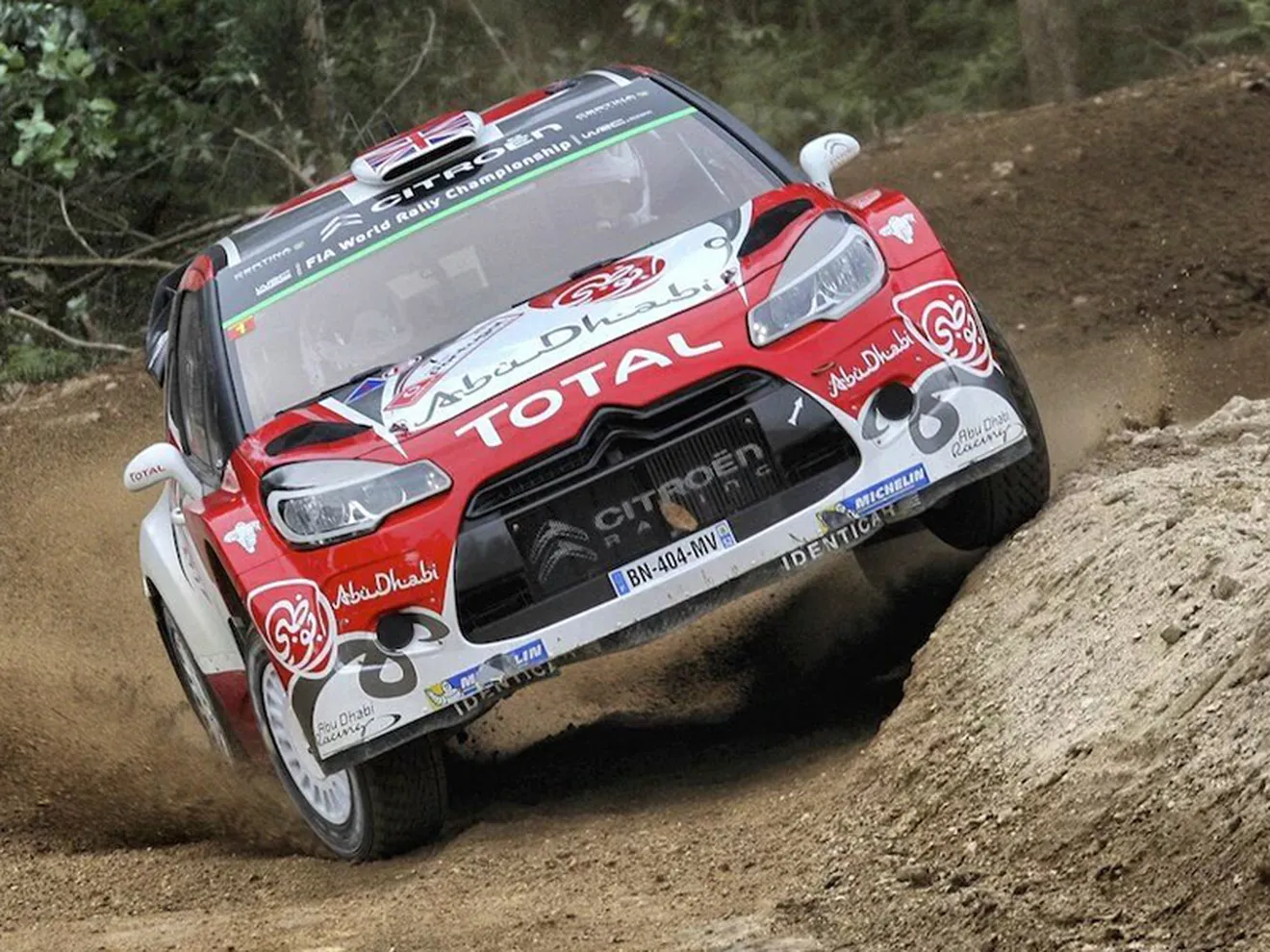 Kris Meeke sigue intratable en el Rally de Portugal