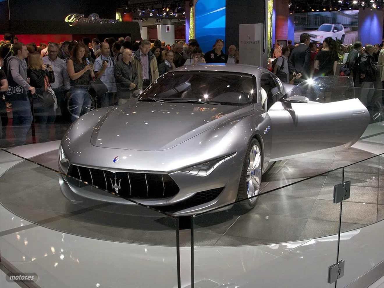 Maserati se fija en Tesla y no descarta un deportivo eléctrico para el año 2019