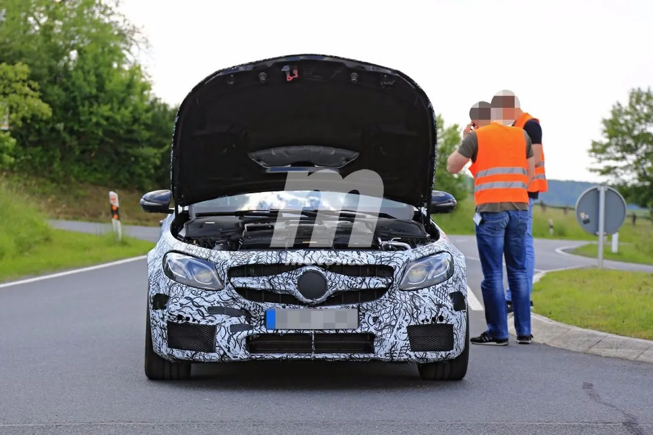El nuevo Mercedes AMG E63 2017 nos desvela qué hay bajo su capó