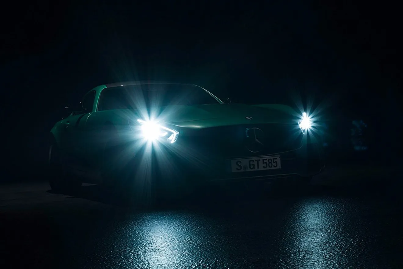 El fiero Mercedes-AMG GT R se deja ver antes de ser presentado en Goodwood