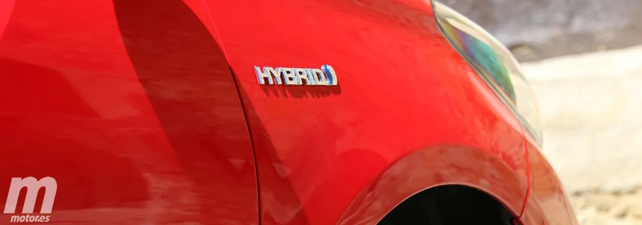 Cómo conducir un coche híbrido: consejos para su máximo aprovechamiento