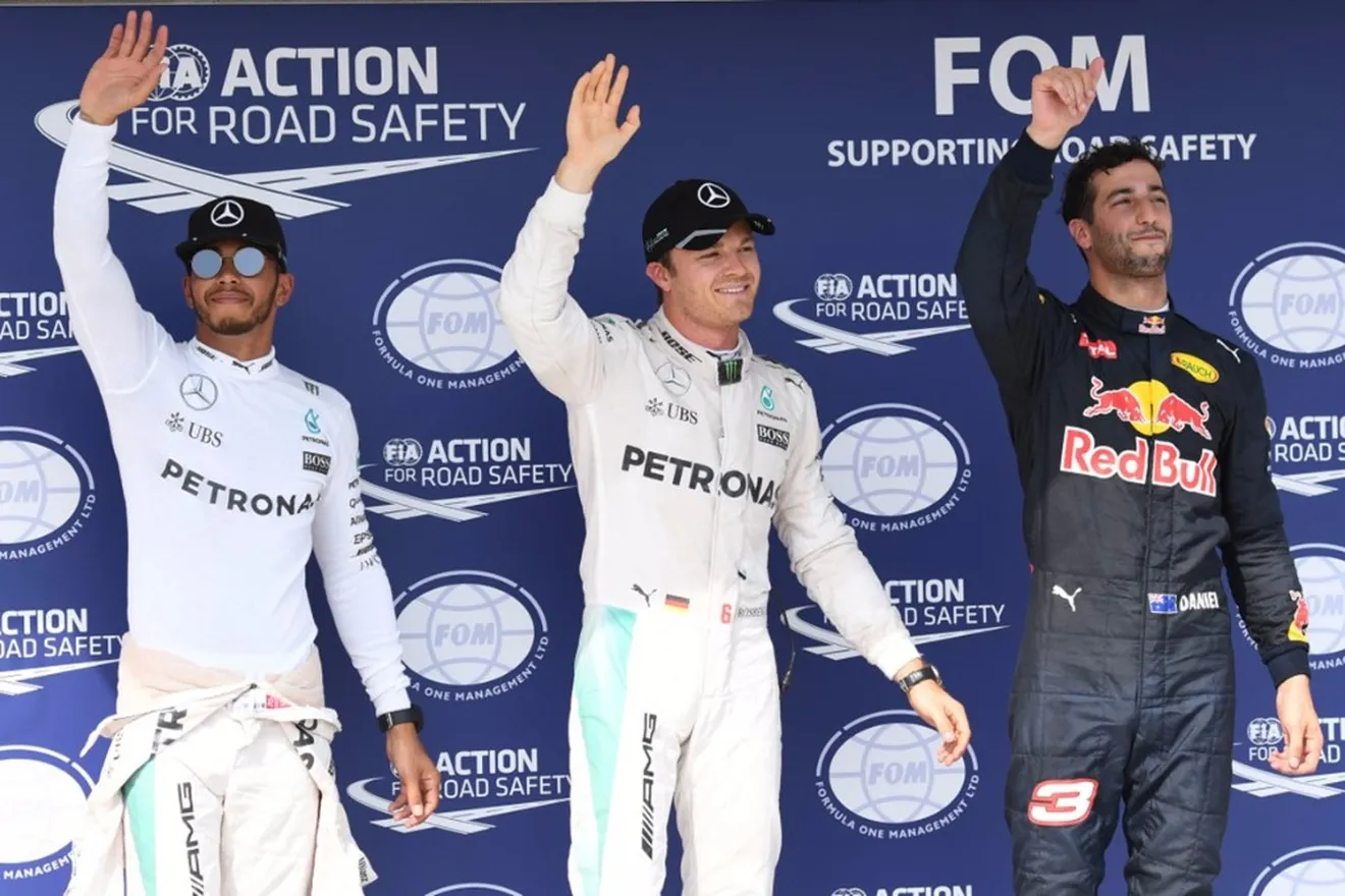 Hamilton y Ricciardo, molestos con Rosberg