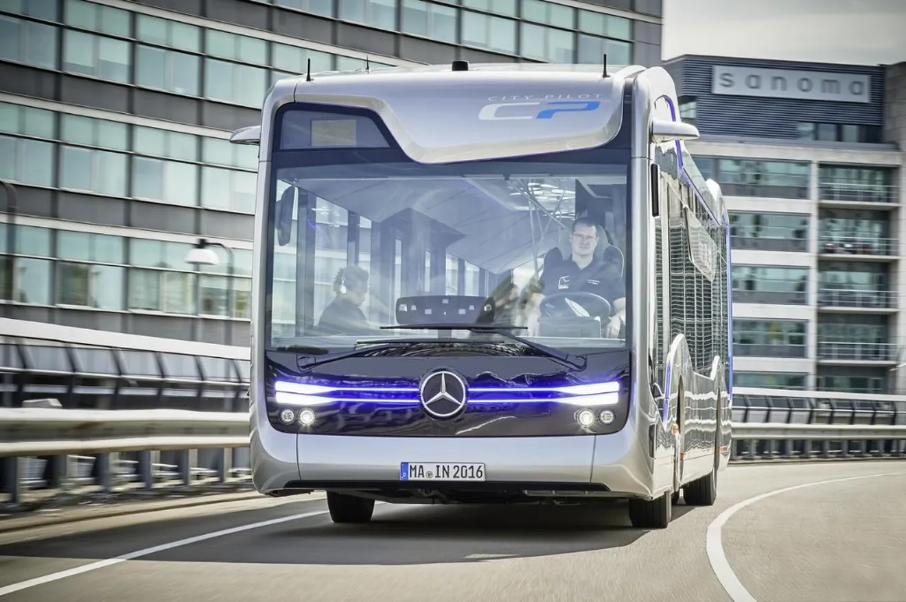 Mercedes-Benz Future Bus: así serán los autobuses urbanos autónomos