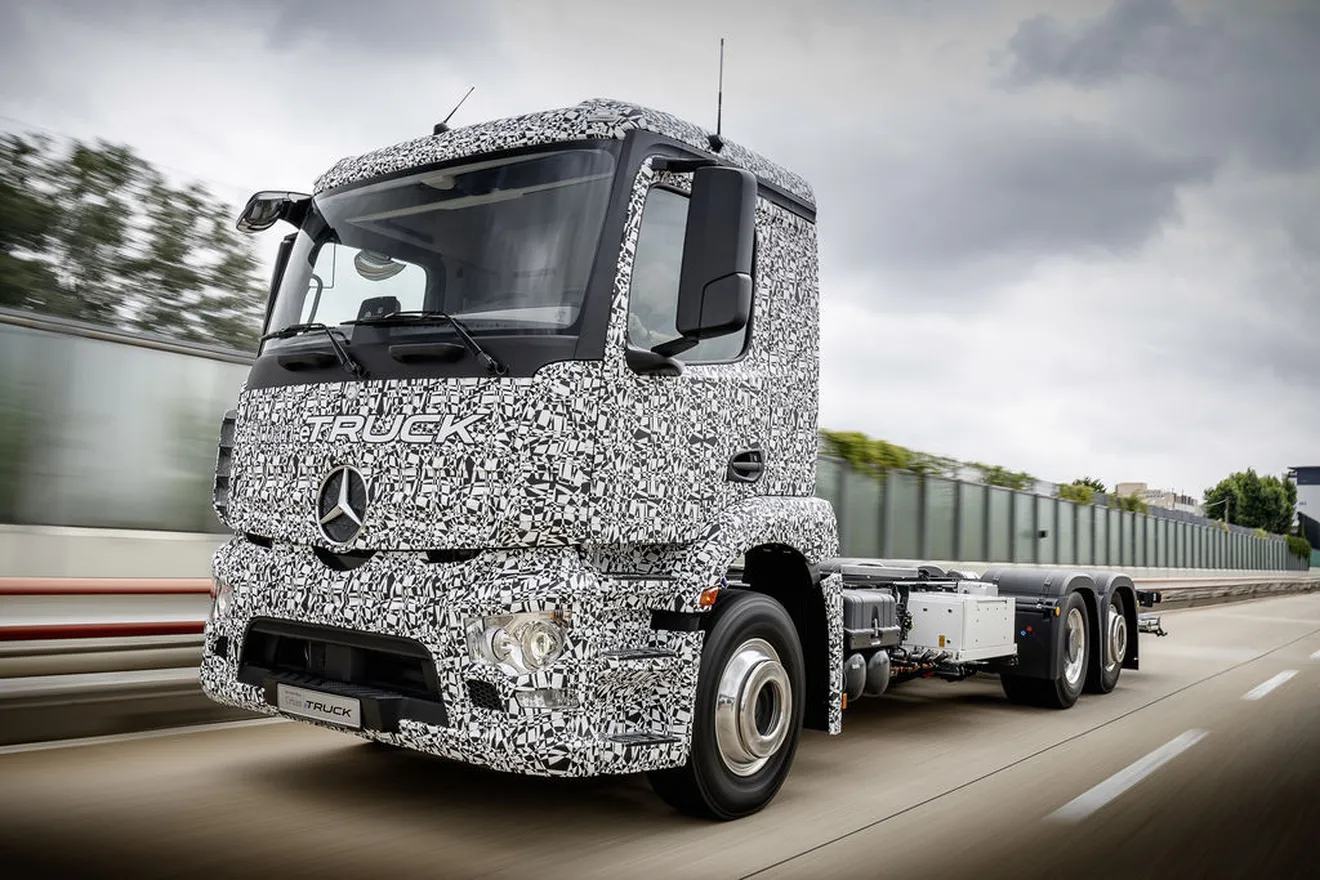 Mercedes presenta el camión eléctrico Urban eTruck