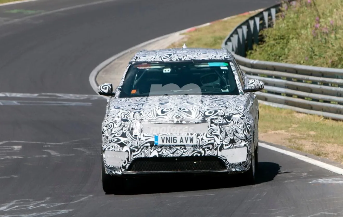 El nuevo Range Rover Sport Coupe pisa el asfalto de Nürburgring