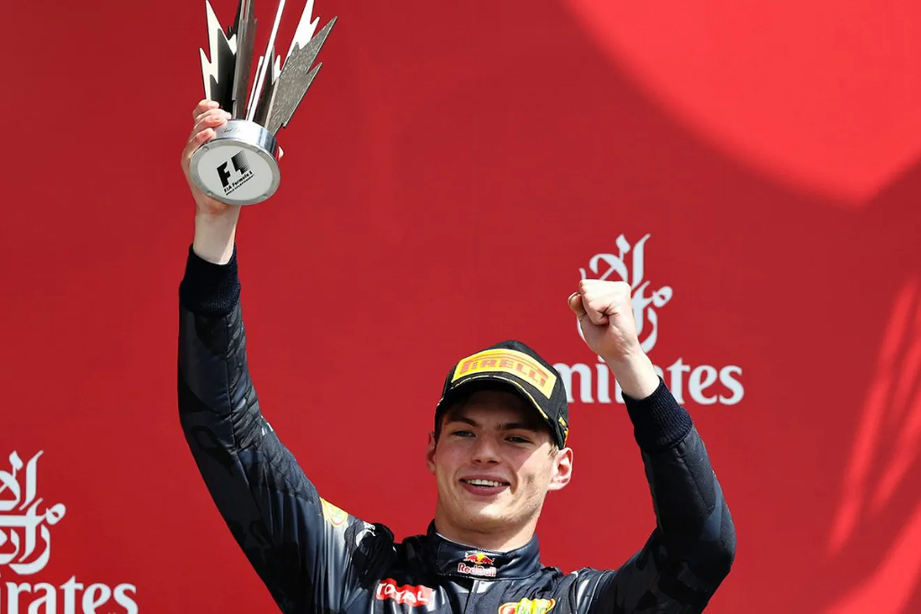 Red Bull brilla en Silverstone con podio de Verstappen