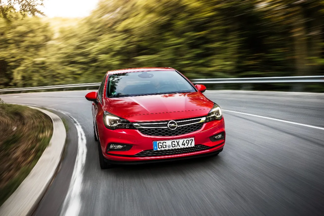 Alemania - Junio 2016: Opel Astra, en el podio cuatro años después