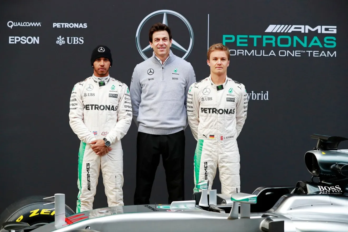 Wolff admite ser “consciente” del peligro de renovar a Rosberg