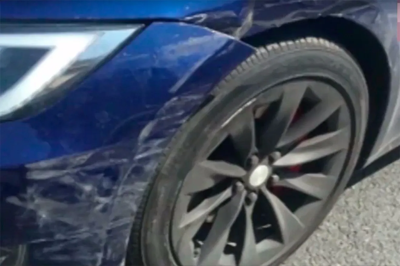 Desde China nos llega otro accidente del AutoPilot de Tesla grabado con una dashcam