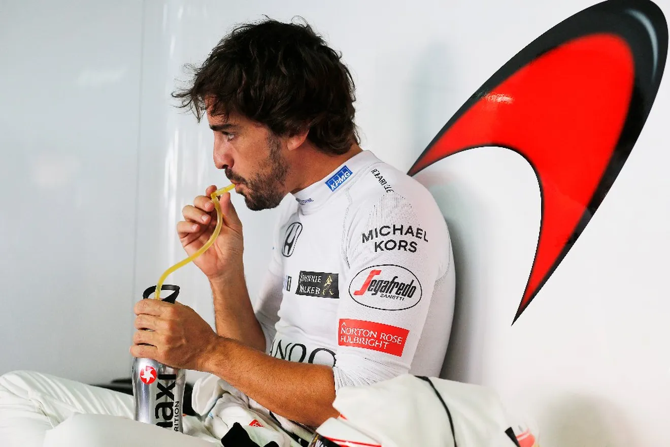 Alonso: “En 2007 Hamilton estaba muy protegido por McLaren, ahora sería diferente”