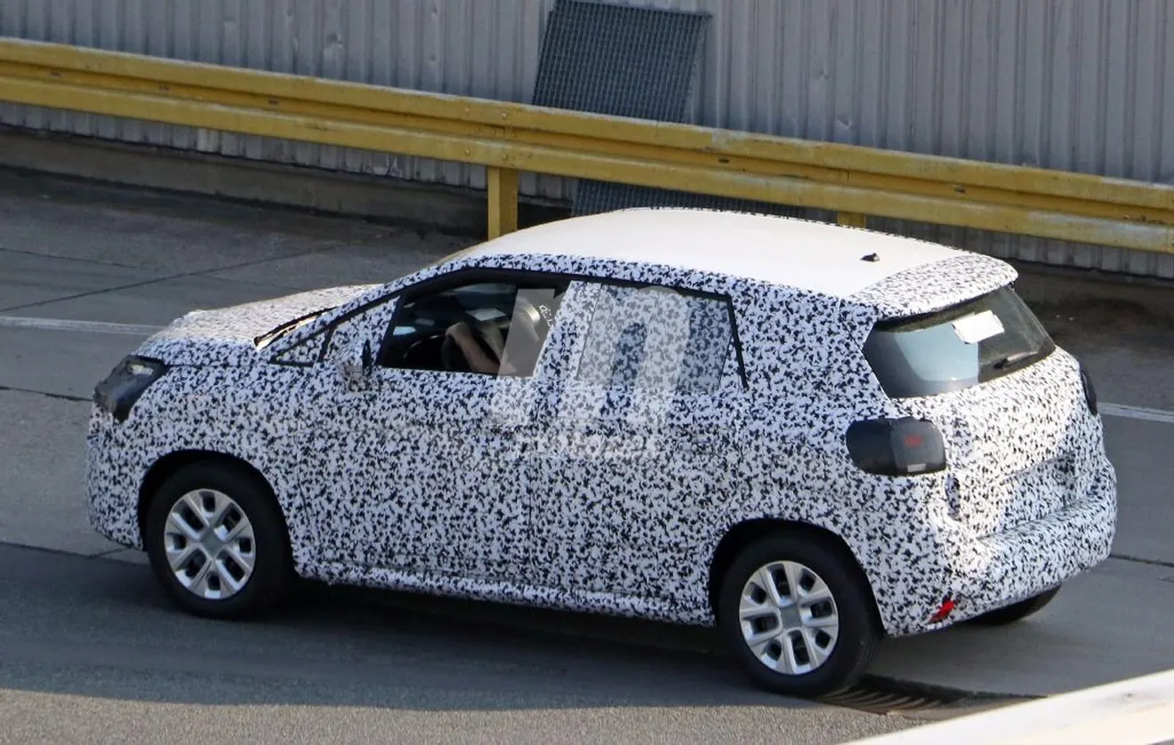 Citroën C3 Picasso 2017, un primer vistazo a su interior con estas nuevas fotos espía