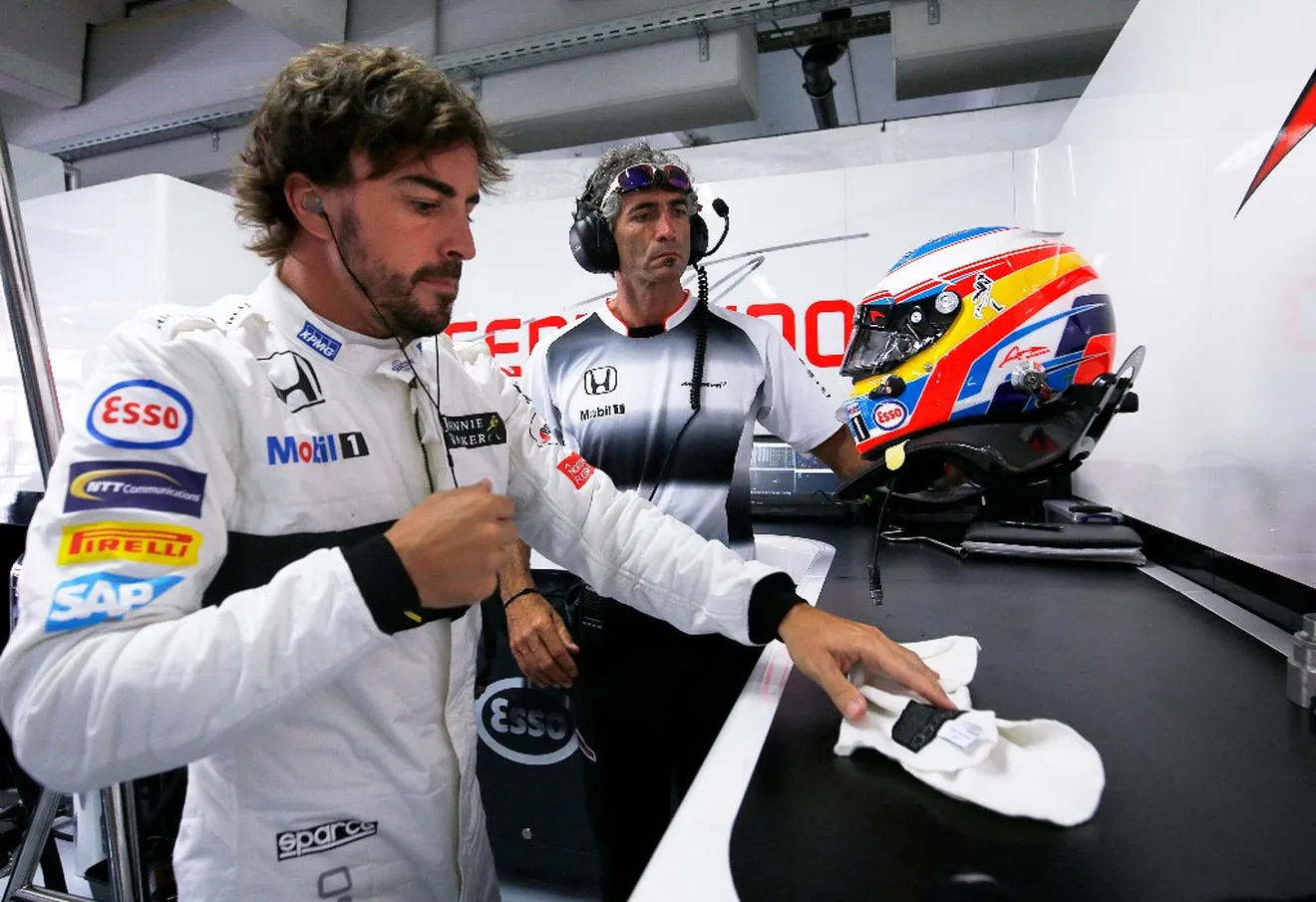 El nuevo motor de Honda deja a Alonso en el box