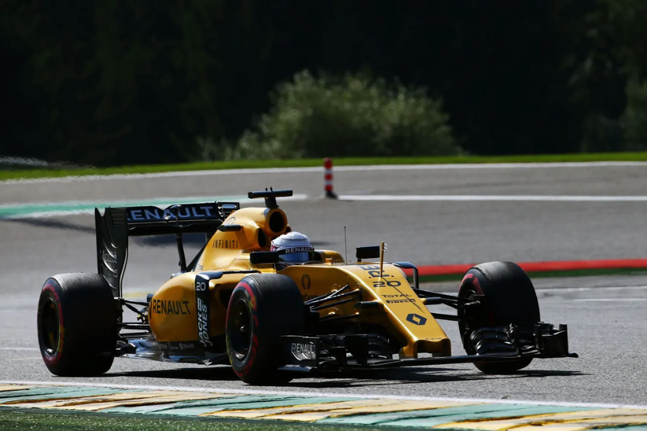 El accidente de Magnussen marca la carrera de Renault
