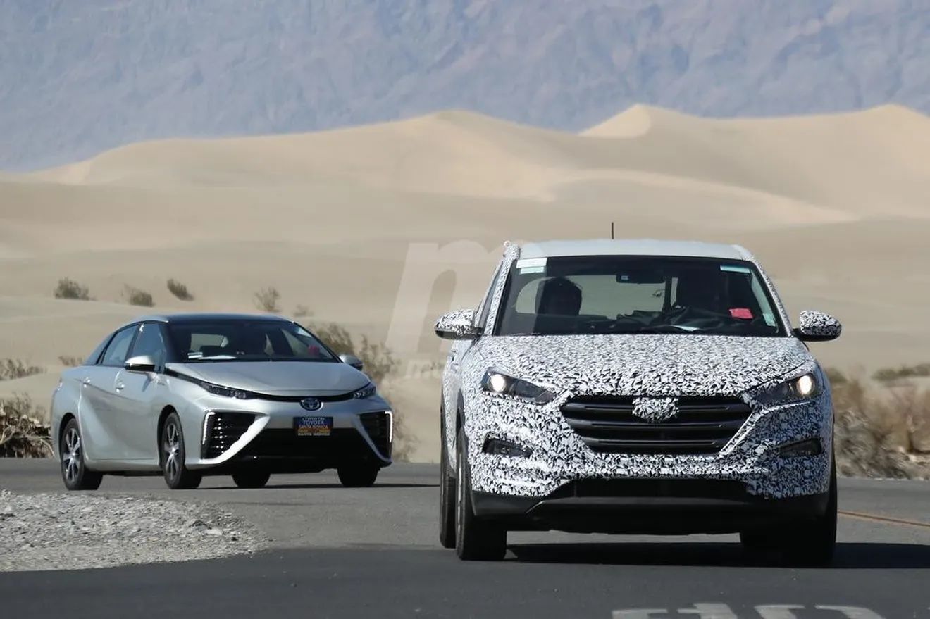 El futuro Hyundai Tucson FCEV de hidrógeno, acompañado del Toyota Mirai en su desarrollo