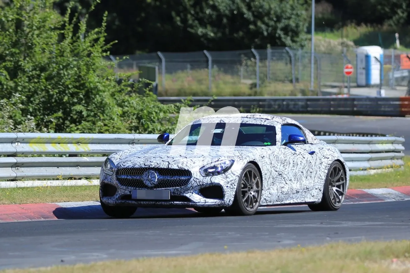 El Mercedes AMG GT C Roadster 2017 se pone a punto en Nürburgring
