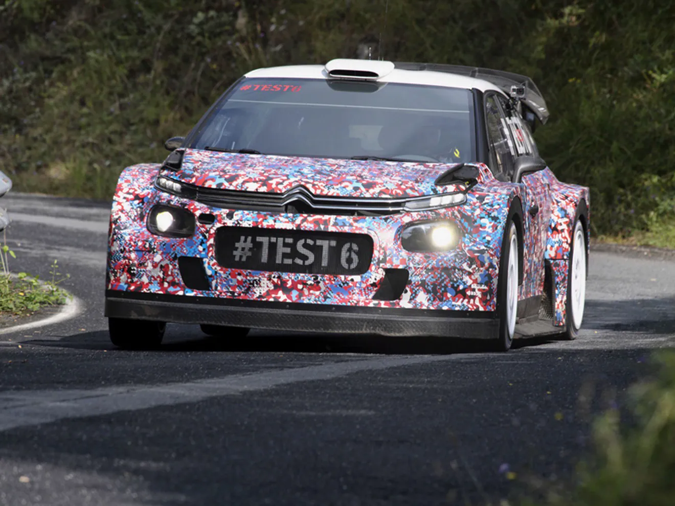 El Citroën C3 WRC muestra sus bondades en San Remo