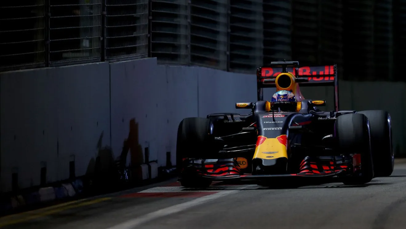 Ricciardo, extrañado por que ningún rival optara por los superblandos